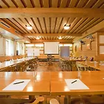 Alter Wirt Hotell 3*